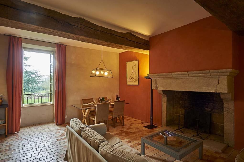 Gite La Terrasse - Manoir Le Plessix Madeuc Corseul Zewnętrze zdjęcie
